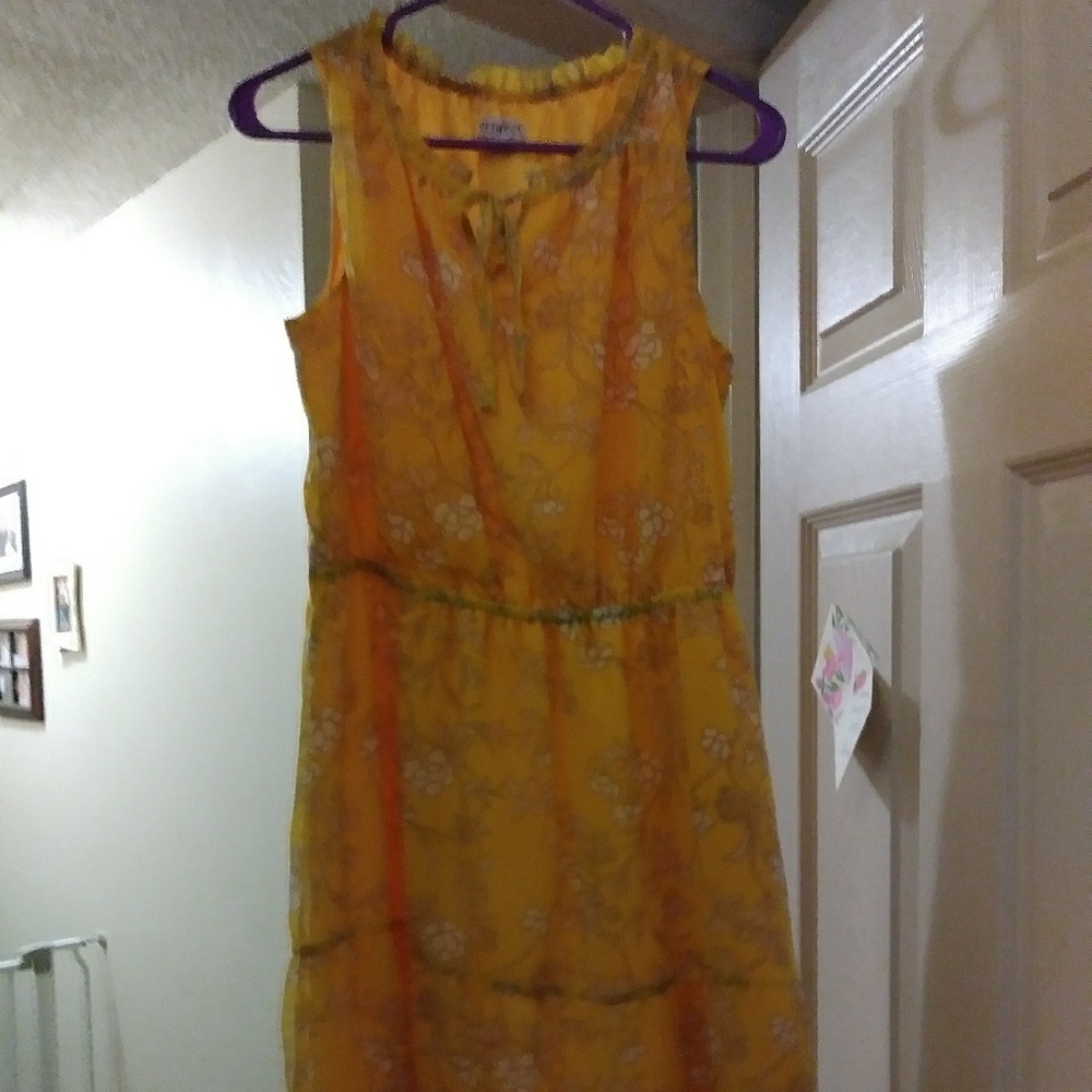 Beautiful Yellow Floral Midi Dress